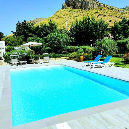 Villa Hibiscus Кастелламмаре-дель-Голфо Экстерьер фото