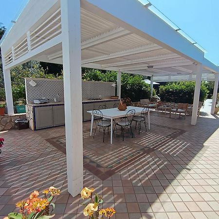 Villa Hibiscus Кастелламмаре-дель-Голфо Экстерьер фото