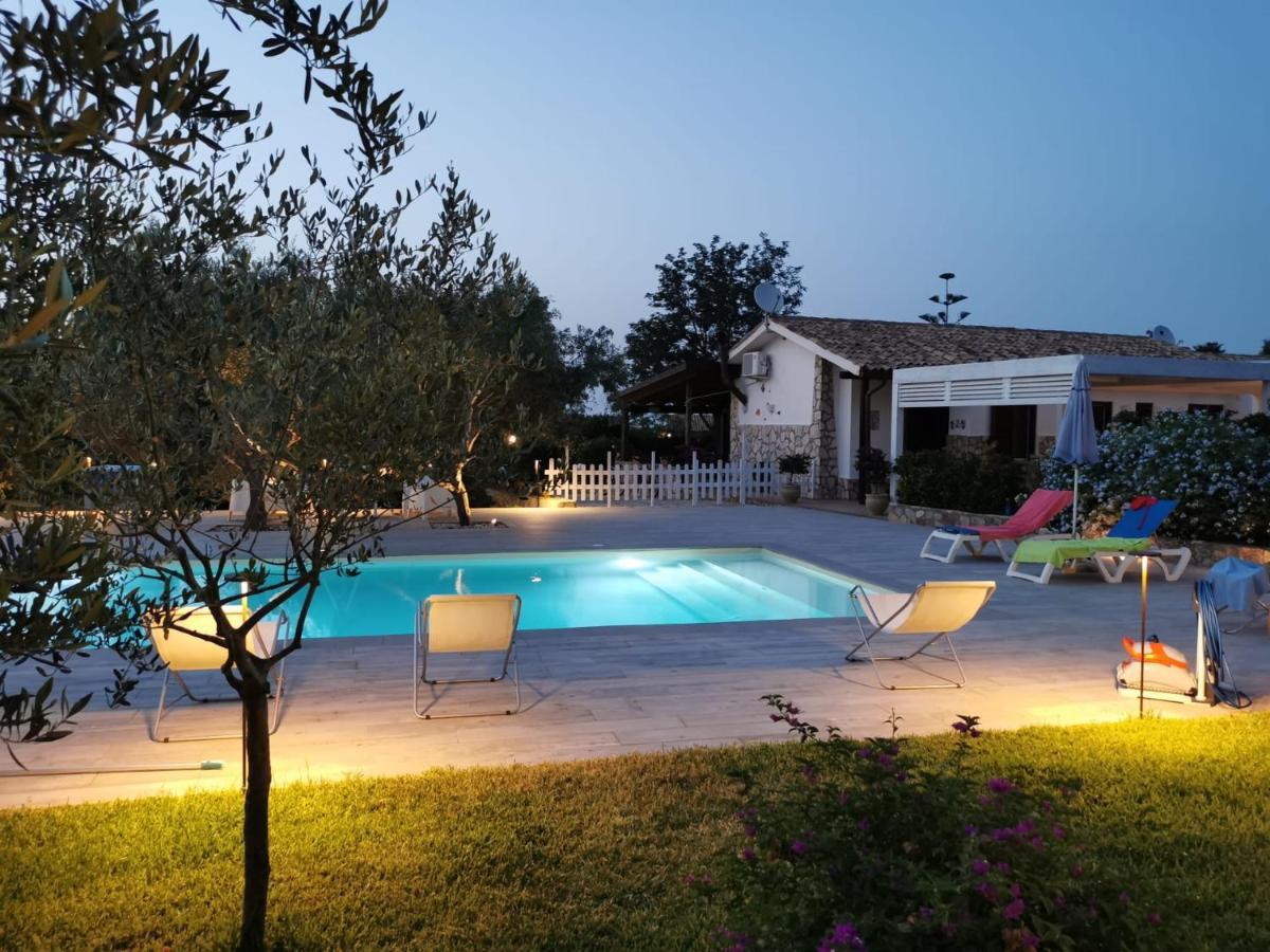 Villa Hibiscus Кастелламмаре-дель-Голфо Экстерьер фото