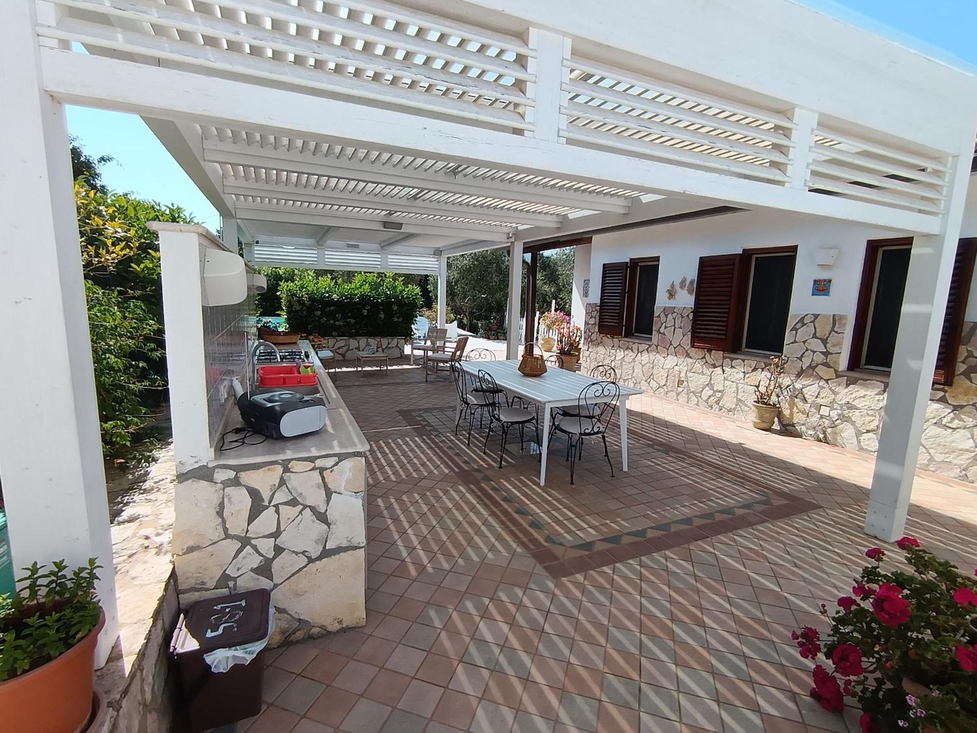 Villa Hibiscus Кастелламмаре-дель-Голфо Экстерьер фото